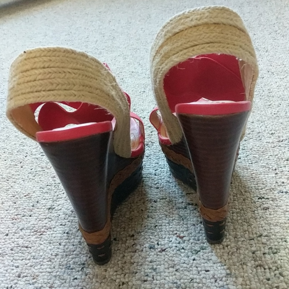Stappy Wedge - Picture 3 of 3
